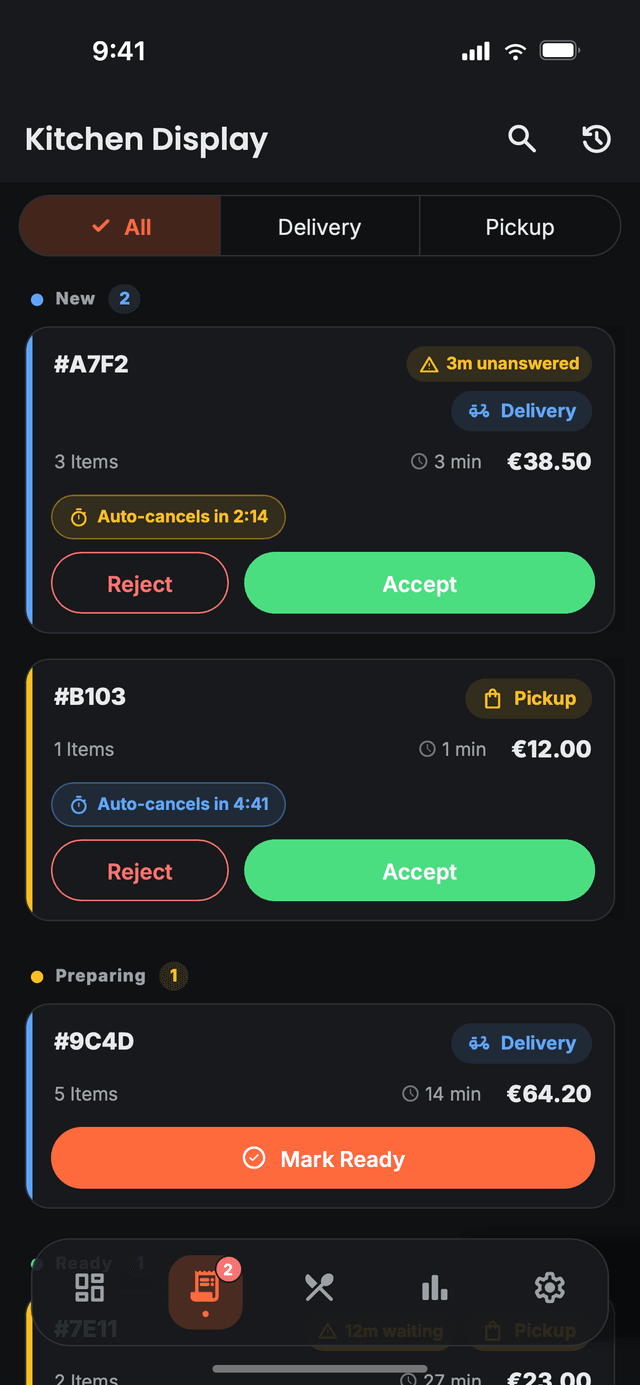 The kitchen display in Nibblify Partner, where incoming orders are accepted, refused or marked ready